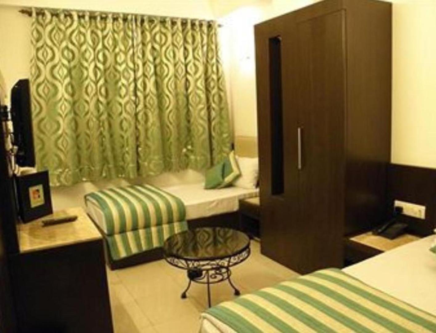 Hotel Chanchal Continental - 02 Mins From New Delhi Railway Station Ngoại thất bức ảnh