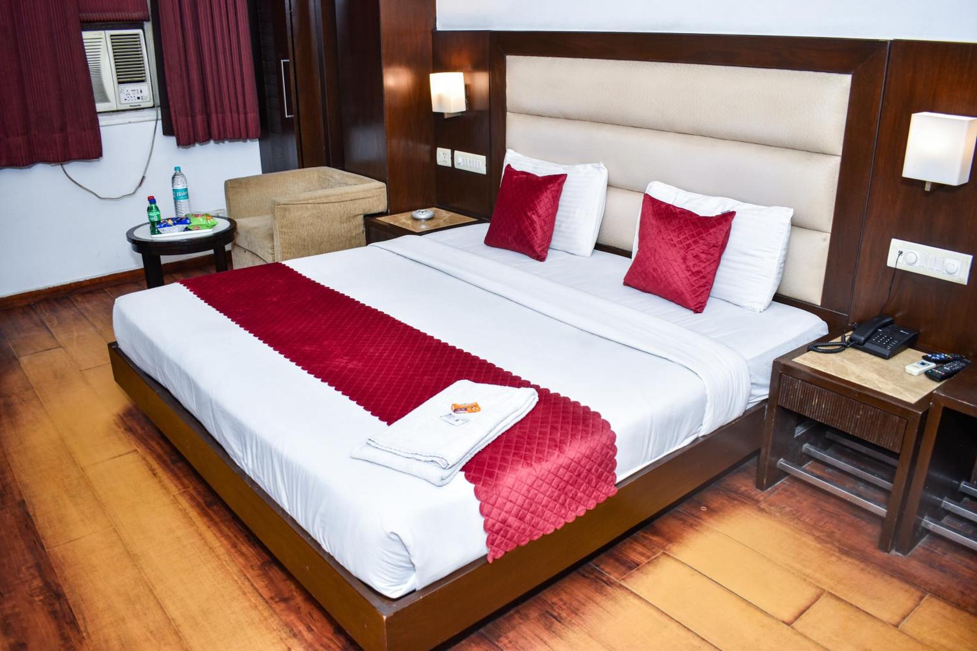 Hotel Chanchal Continental - 02 Mins From New Delhi Railway Station Ngoại thất bức ảnh