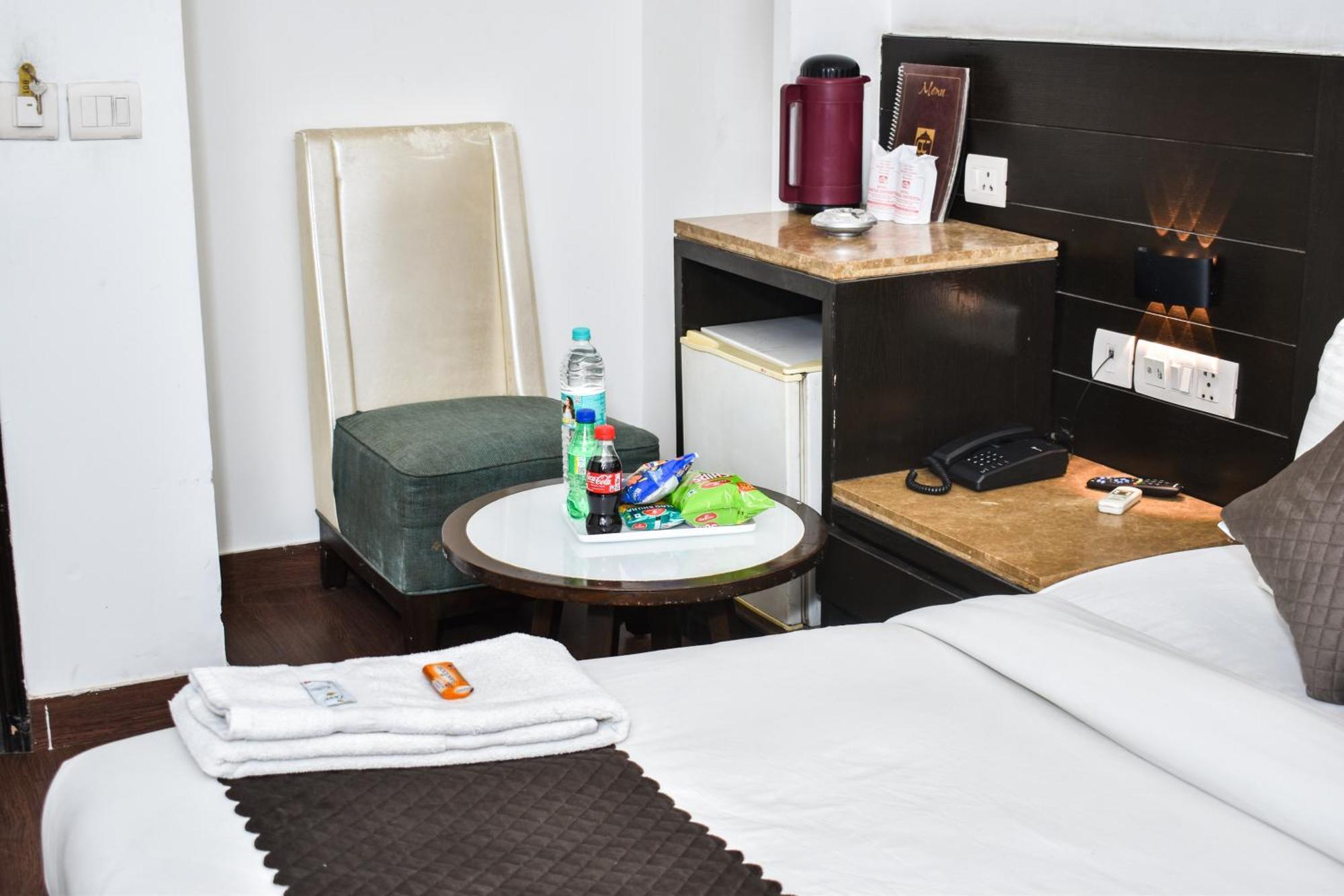 Hotel Chanchal Continental - 02 Mins From New Delhi Railway Station Ngoại thất bức ảnh