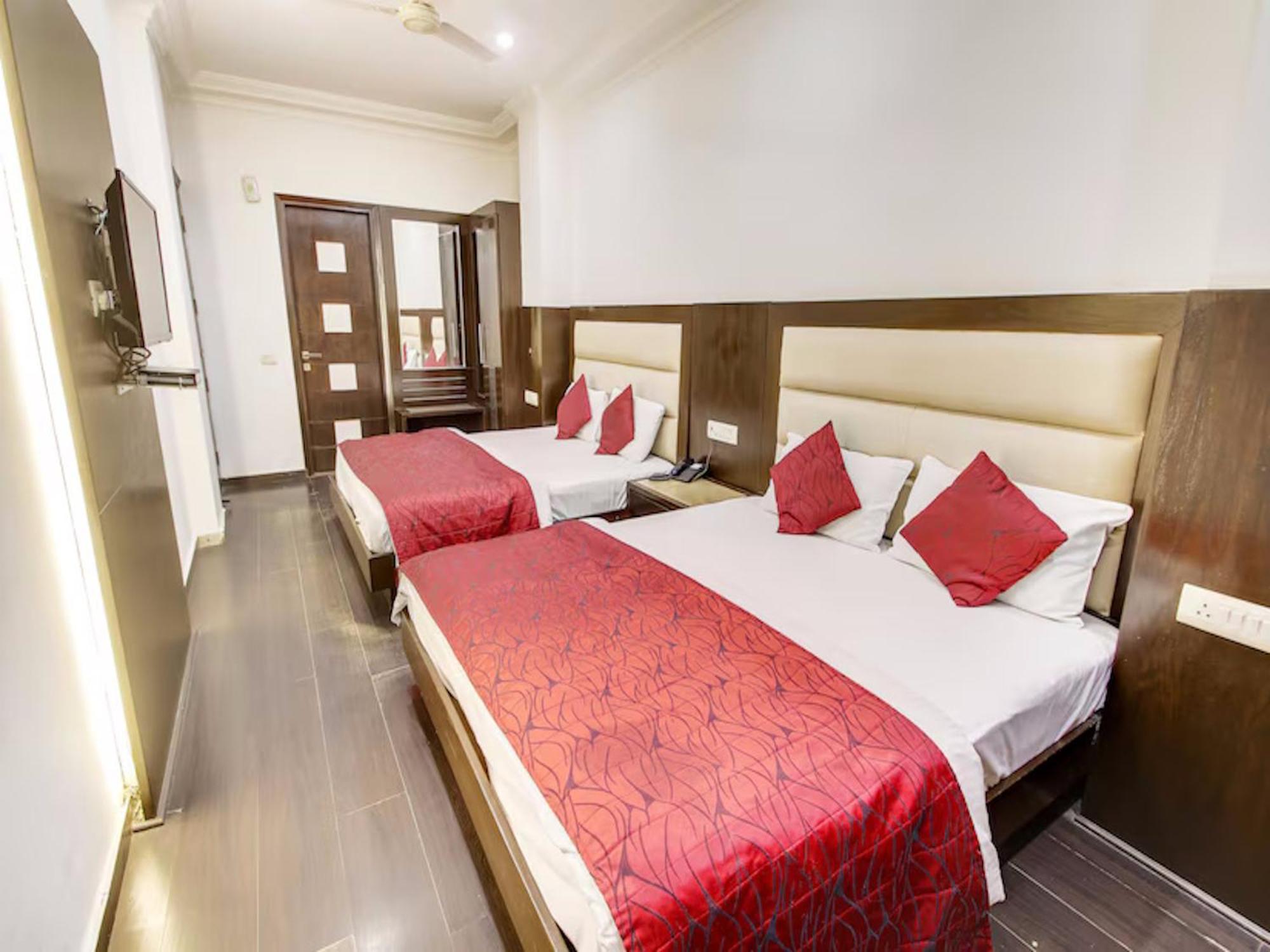 Hotel Chanchal Continental - 02 Mins From New Delhi Railway Station Ngoại thất bức ảnh