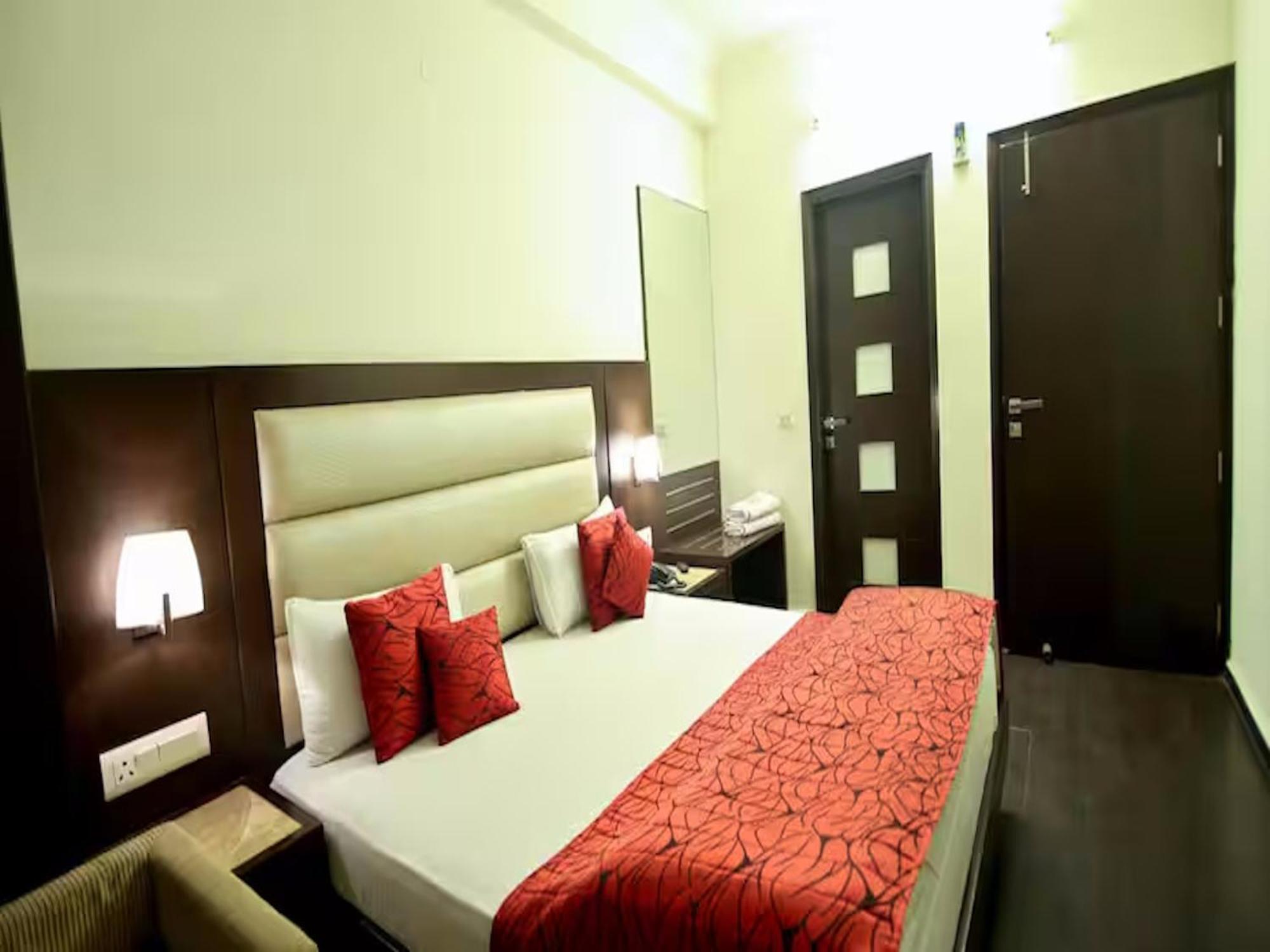 Hotel Chanchal Continental - 02 Mins From New Delhi Railway Station Ngoại thất bức ảnh